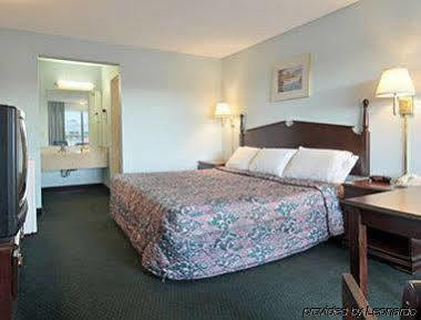 Meridian Inn Hotel מראה חיצוני תמונה